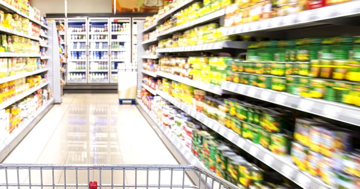 Deceptive Food Labels Food labels at grocery store